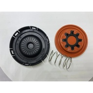 Cylinder Head LR051835 Engine Car Waste Valve Suitable for Cylinder Head Cover PCV Valve Range Rover