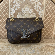 LV 原花金釦Passy MM肩斜背包M45592