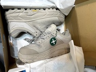 Hoka one one tor ultra low gore-tex 沙