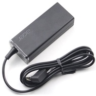 Adapter original Acer ES1-131 ES1-432 19V-2.37A Dc: 5.5x1.7mm Charger/
