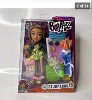 Búp bê Bratz study abroad Yasmin