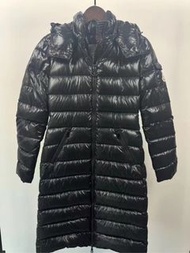 Moncler羽絨外套-00