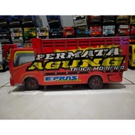 Miniatur truk oleng,truk oleng,mobil oleng,miniatur truk kayu