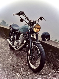 Yamaha sr400 復古 電單車
