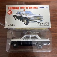 包速遞 tomytec LV-32b 神奈川縣警察 Nissan Cedric 警車 tomica TLV 32
