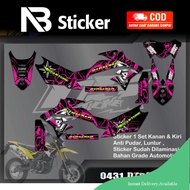 0431 Supermoto D-Tracker Trail Variation Striping Sticker