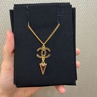 Chanel 金色雙C logo倒三角吊墜項鍊