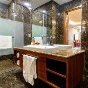 Baiyi Hotels