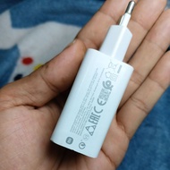 Original Xiaomi fast charging 22.5 Watt charger removed