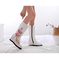[Thai Beautiful Embroidered Shoes] Glamorous 2020 Autumn Winter New Style Original Embroidered Cloth Shoes Women's Cotton Boots Double Hibiscus Jacquard Cotton Square Dance Boots.15