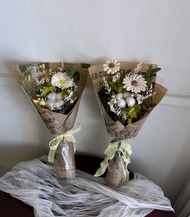 乾燥花束法式小雛菊 生日花束 | 告白花束 | 畢業花束