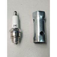 Motorcycle Spark Plug Two-Stroke 4114 BP7HS E6TC B7HS Magnolia 50 Chongqing 80 4135 Burner
