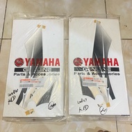 Yamaha jupiter Z 2007 Silver Inner Wing Sticker Striping Original YGP 2P2-F8391-90 2P2-F8392-90