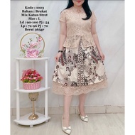 ERF 1023 145 CREAM BATIK SET Ket in pic