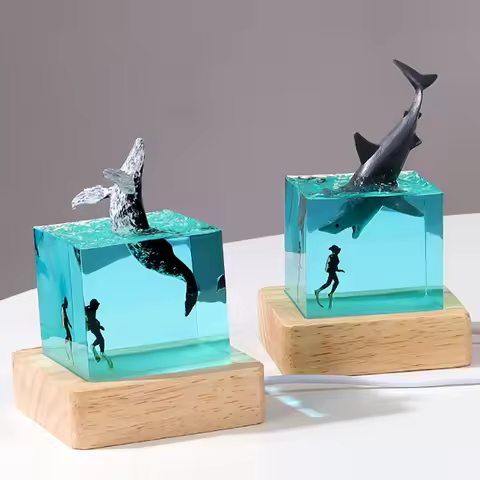 5cm Cube Organism Resin 7Colors Table Light Creactive Art Decoration Lamp Whale Dolphin Shark Theme 