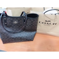 Coach hand bag