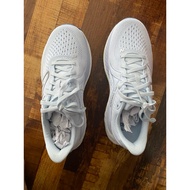 New Balance Women Fresh Foam 860