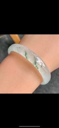 冰種 天然翡翠 緬甸 A玉 玉鐲 • 冰玻種飄花翡翠福鐲