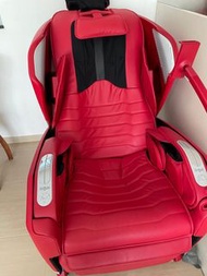 OSIM uLove 3 沒有瑕疵，保養至今年九月。