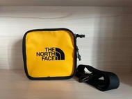 The North Face北面男女款黃色背帶可拆式休閒單肩包
