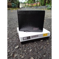 Dompet pria standar kulit sapi dengan logo besi luis figo