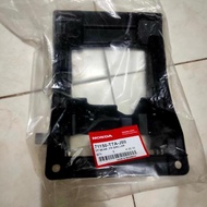 Honda Hrv Facelift Forsale Grill Center Mount
