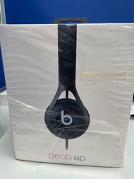 BeatsEP On-Ear 頭戴式耳機 黑色 ML992PA/A