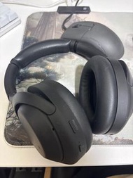 Sony xm4 headset