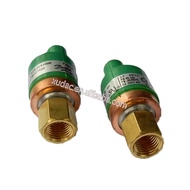 Genuine Plug-in Pressure Switch, ACB Series, 26.00 Bar, 20.00 bar 061F7509