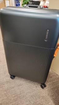 Samsonite 行李箱