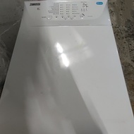 金章牌洗衣機金章 ZANUSSI 上置式頂蓋洗衣機ZWY61024SI二手雪櫃/冰箱 銀面 95%新139CM高#二手電器 #最新款 #傢 俬#家庭用品 #搬屋#拆舊#新款#二手 洗衣機 #貨到付款