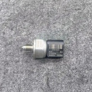 Fuel Pressure Sensor  06K906051 06K 906 051  85PP49-02A For A udi A4 A5 Q5 Q7 R8 Tiguan Sharan Sciro