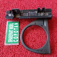 Rh Nissan Xtrail t30 right top dashboard glass or drinking bottle original original copotan limited
