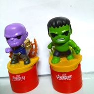 Tesco Collectible - Avengers (Hulk/Thanos)