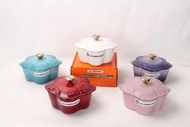 2️⃣星期內到貨‼️ 新品LE CREUSET 花形琺瑯鑄鐵鍋22cm
