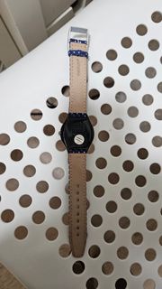Swatch 黑色錶帶手錶