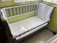 Tutti Bambini CoZee XL 2合1 床邊床 嬰兒床