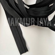 Ykk Zipper Meter Number 10 No. 10