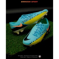 Nike Phantom GT2 Academy FG/MG. Soccer Shoes