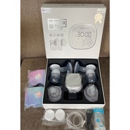 เครื่องปั้มนม Attitude mom Mirror light