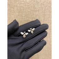 R23 beautiful Korean style bee earrings with stones