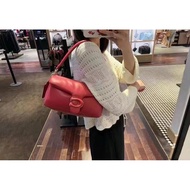 New Year Red Female Bag Wedding Bag Red Female Bag Coach Underarm Bag Large Cloud Bag c0772coach Fem