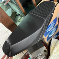 Motorcycle seat cover with 5D CHEST CARBON motif, Embossed Majasta Premium leather, mix chess, cente