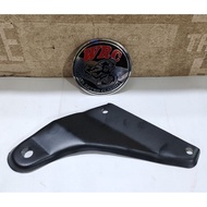 CB 100 - CB 125 Exhaust Mount