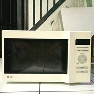 Second LG Microwave Oven MS2147C
