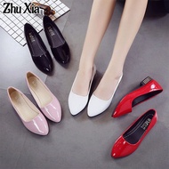 Zhu Xia🍊รองเท้าทำงาน ผญ🍊ใส่เดินทาง ใส่สบายๆ รองเท้าคัชชูสีแดง ร้องเท้าคัชชู ญ รองเท้าหนังสตรี ส้นเล็กเวดจ์ รองเท้าเดี่ยวกันลื่น รองเท้าลำลอง รองเท้าผู้หญิง รองเท้าทำงานผู้หญิง