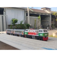 CC206 locomotive version ketupat bedug + 2 carriages - Miniature Wooden Train