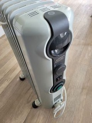 絕版 “Delonghi" 油壓式電暖爐