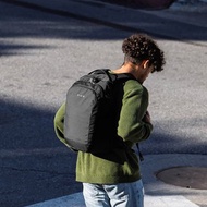 Pacsafe V 防盜旅行後背包 26L 多色可選 #61125