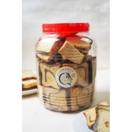 crispy cakes ❖原装正宗六甲 Roti Kok Cap Dolphin Brand 海豚牌 Original Roti Kok ❤️ Chocolate Roti Kok Snacks C